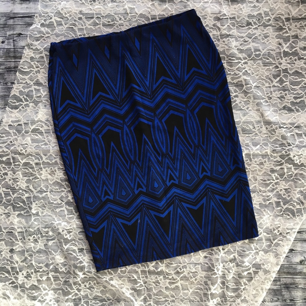 🔵3/$25:4/$30 Dots Geometrical Pencil Skirt